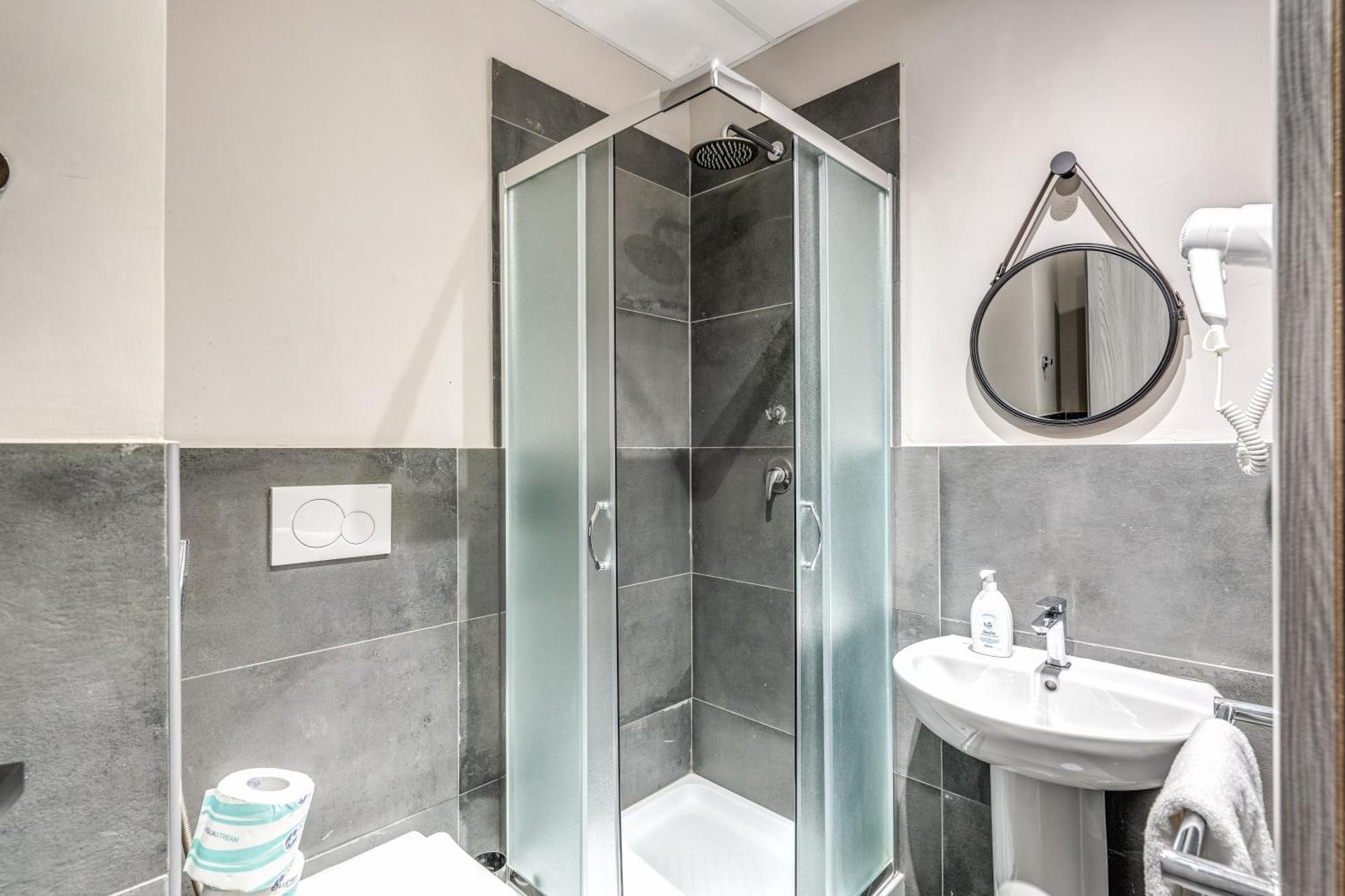 Borgo Ripa Urban Travel Hostel Roma Ngoại thất bức ảnh