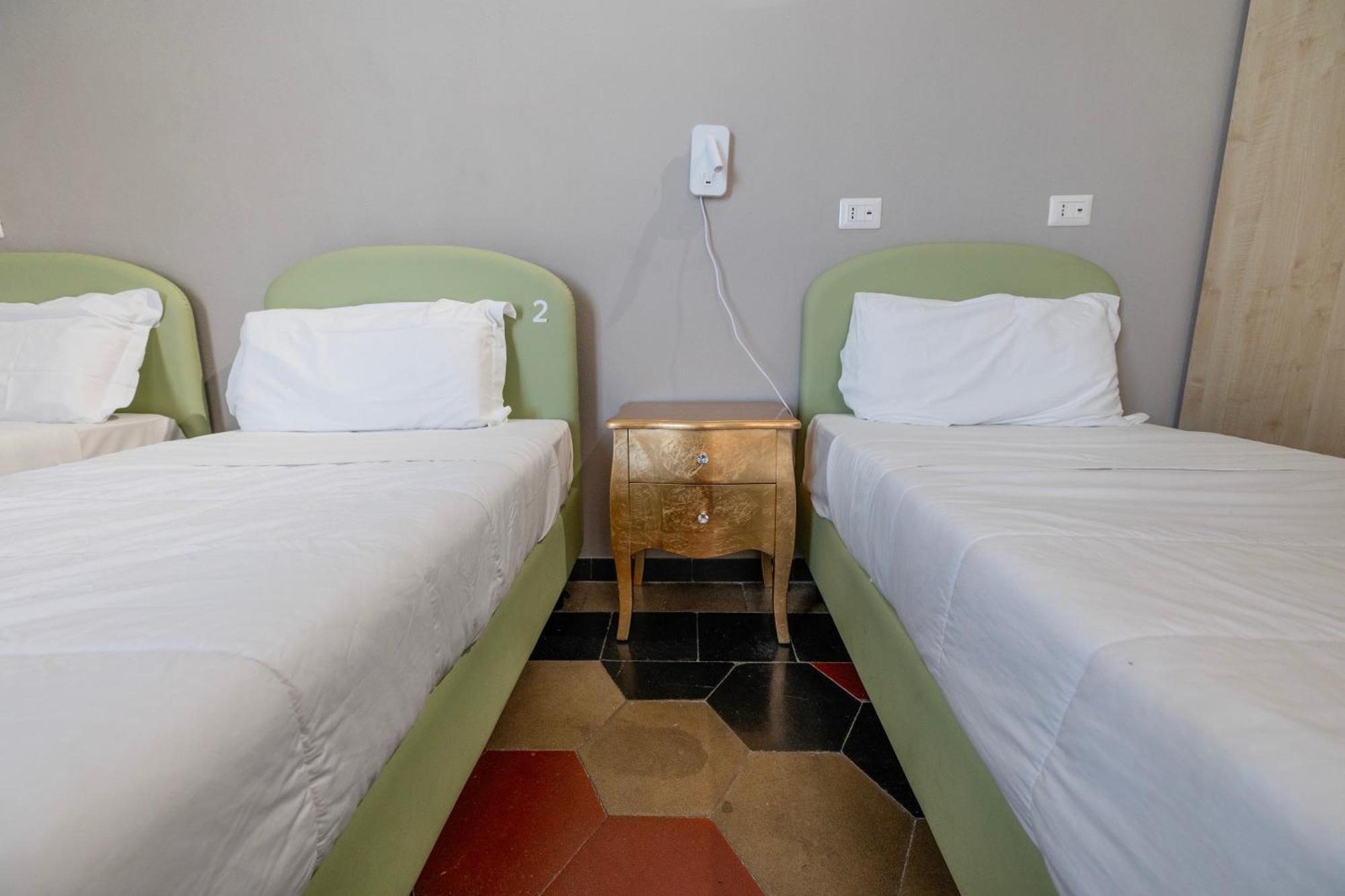 Borgo Ripa Urban Travel Hostel Roma Ngoại thất bức ảnh